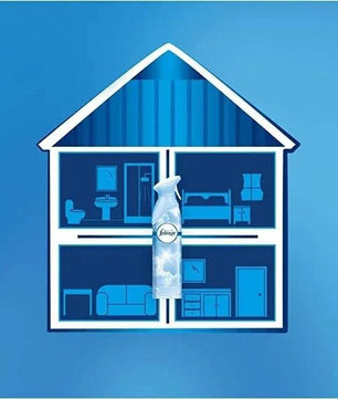Illustration d'une maison avec spray Febreze au centre, indiquant son efficacité pour désodoriser toutes les pièces de l’habitat.