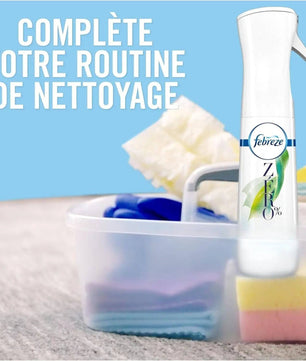 Spray Febreze Zéro Bambou 185ml placé à côté d’accessoires de nettoyage, soulignant son rôle dans une routine d’entretien efficace.