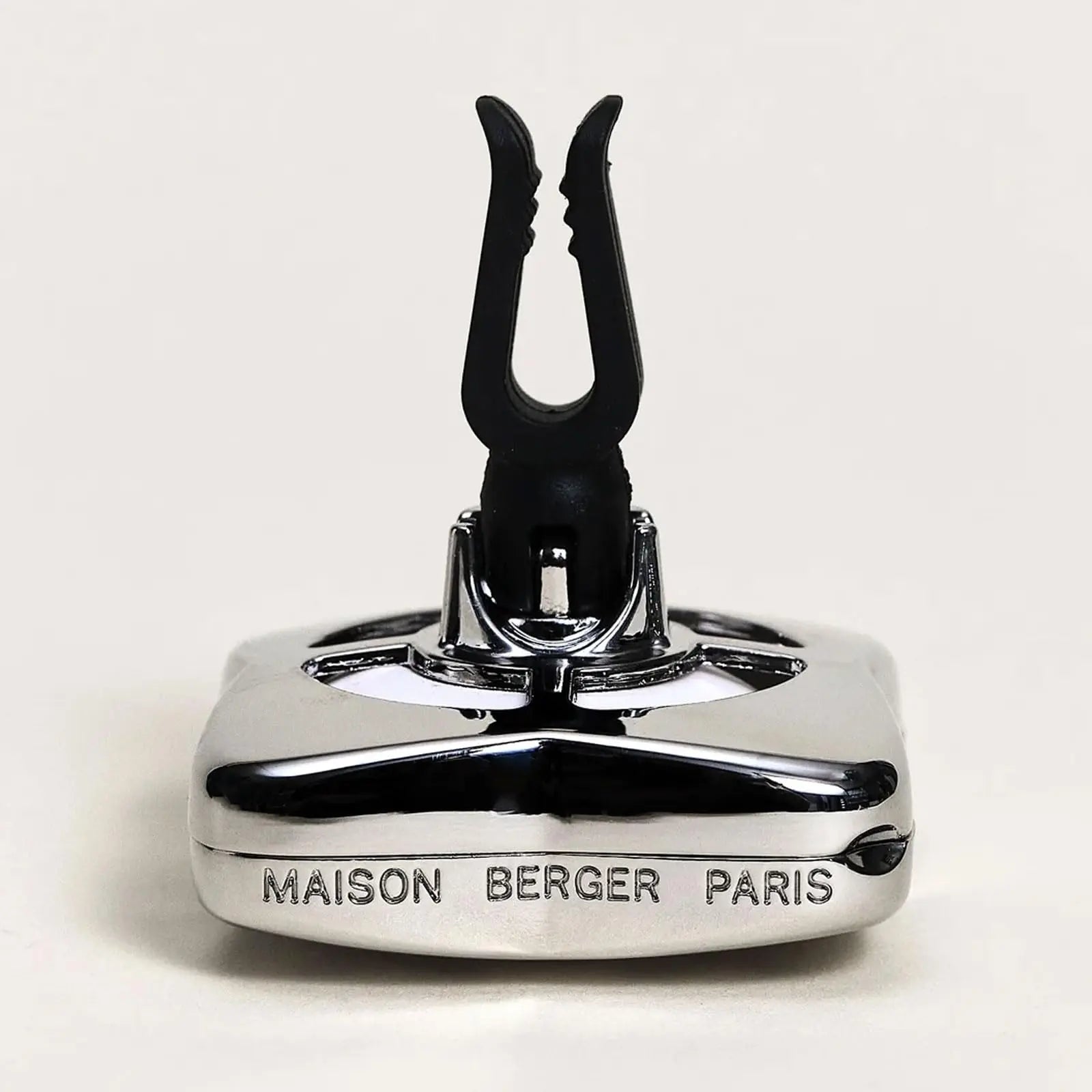 Maison Berger Diffuseur Voiture Pétillance Exquise – Clip Métal 4,5 cm avec Recharge Incluse, Fabrication Française MAISON BERGER